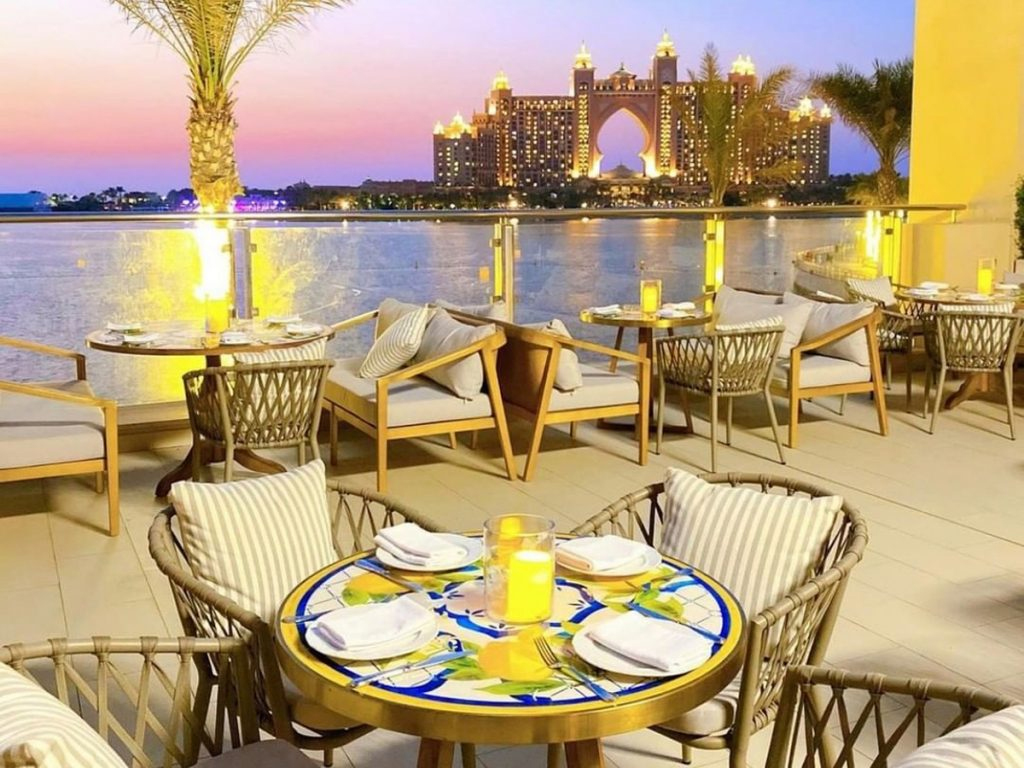The pointe restaurants discount