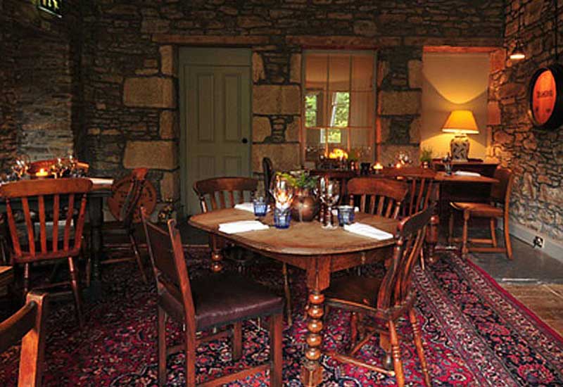 Are restaurants open in scotland