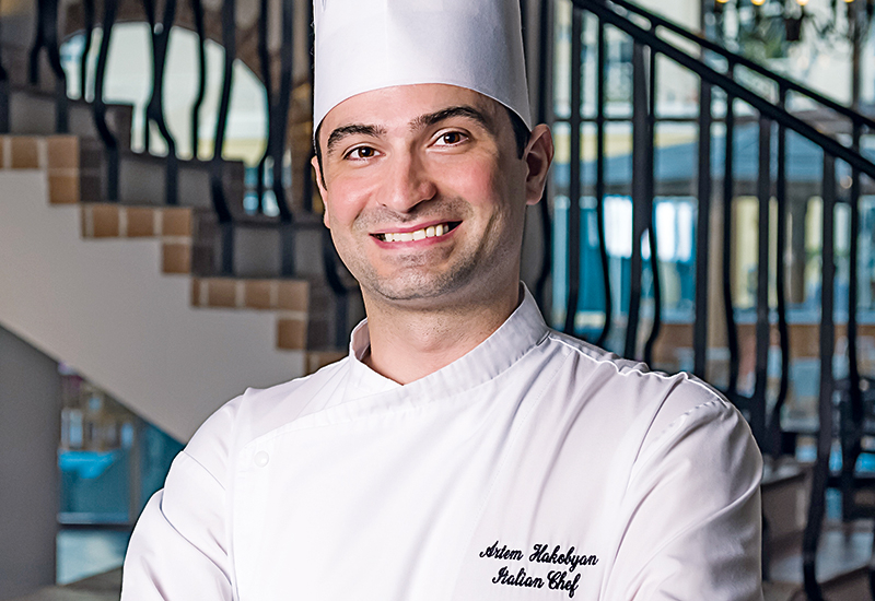 Artyom Hakobyan, chef, Cucina, Courtyard by Marriott Dubai Green Community. Artyom Hakobyan, chef, Cucina, Courtyard by Marriott Dubai Green Community.