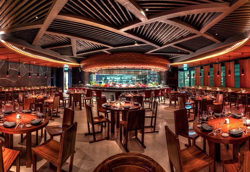 FOOD & BEVERAGE FOOD & BEVERAGE
