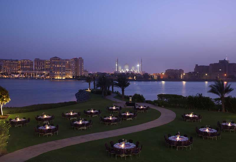 The Falcon Lawn at Fairmont Bab Al Bahr. The Falcon Lawn at Fairmont Bab Al Bahr.