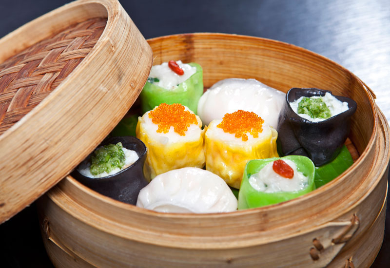 FOOD & BEVERAGE FOOD & BEVERAGE
