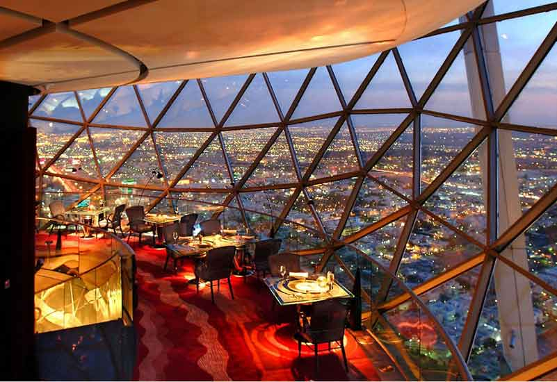 The Globe restaurant will host exclusive dinners created by the visiting chefs. The Globe restaurant will host exclusive dinners created by the visiting chefs.